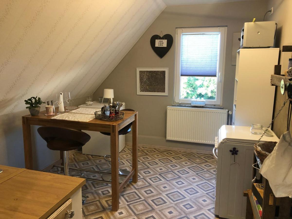 Ferienwohnung Am Haineberg พอร์ตา เวสต์ฟาลิคา ภายนอก รูปภาพ